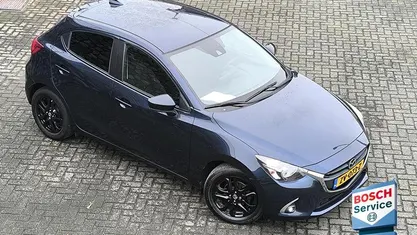 Blauw Gebruikt 2019 Mazda 2 Inclusive Hatchback | € 14.345 (Eerlijke prijs)