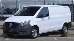 Wit Gebruikt 2022 Mercedes Vito MPV | € 28.945 (Eerlijke prijs)