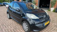 Zwart Gebruikt 2008 Peugeot 107 Hatchback | € 1.350 (Eerlijke prijs)