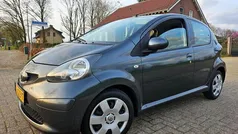 Grijs Gebruikt 2008 Toyota Aygo Hatchback | € 2.895 (Eerlijke prijs)