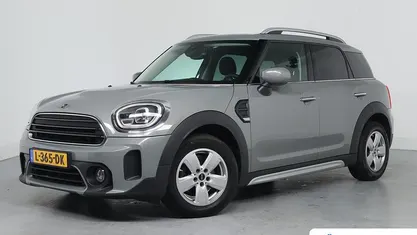 Grijs Gebruikt 2021 Mini One Countryman Essential SUV | € 20.395 (Eerlijke prijs)
