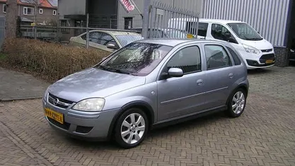 Occasion 2005 Opel Corsa Hatchback | € 1.650 (Eerlijke prijs)