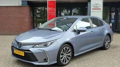 Grijs Gebruikt 2019 Toyota Corolla Edition Sedan | € 15.939 (Eerlijke prijs)