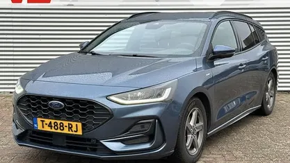 Gebruikt 2023 Ford Focus ST-Line X Stationwagen | € 19.900 (Eerlijke prijs)