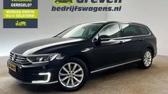 Zwart, metallic lak Gebruikt 2016 VW Passat GTE Stationwagen | € 12.800 (Eerlijke prijs)