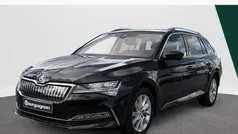 Zwart Gebruikt 2021 Skoda Superb Style Stationwagen | € 20.999 (Goede deal)