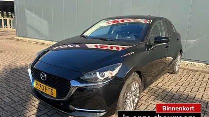 Zwart Occasion 2022 Mazda 2 Luxury Hatchback | € 17.495 (Eerlijke prijs)