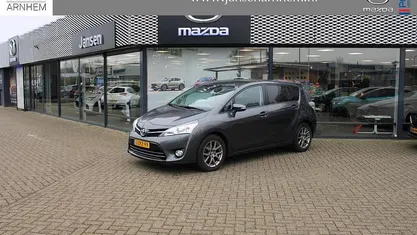 Gebruikt 2015 Toyota Verso Business Edition MPV | € 13.850 (Eerlijke prijs)