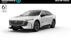 Wit Nieuw 2025 Mazda 6e Takumi-Line Hatchback | € 42.990 (Eerlijke prijs)