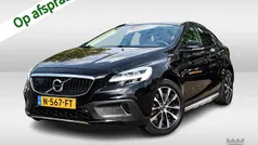 Zwart Gebruikt 2019 Volvo V40 CC Stationwagen | € 20.900 (Eerlijke prijs)