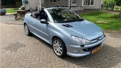 Blauw Gebruikt 2004 Peugeot 206 CC Cabriolet | € 1.650 (Eerlijke prijs)