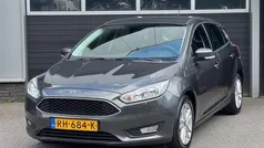 Grijs Gebruikt 2017 Ford Focus Hatchback | € 7.650 (Eerlijke prijs)