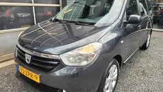Grijs Gebruikt 2013 Dacia Lodgy MPV | € 4.750 (Goede deal)