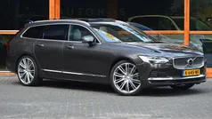 Grijs Gebruikt 2021 Volvo V90 Inscription Stationwagen | € 29.950 (Eerlijke prijs)