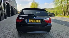 BMW 325