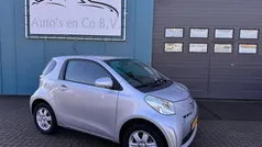 Grijs, metallic lak Gebruikt 2010 Toyota iQ Comfort Hatchback | € 2.750 (Eerlijke prijs)