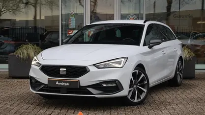 Wit Gebruikt 2021 Seat Leon FR Stationwagen | € 19.900 (Eerlijke prijs)