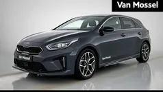 Grijs Gebruikt 2021 Kia Ceed GT-Line Hatchback | € 22.400 (Eerlijke prijs)