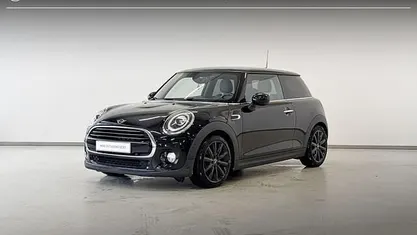 Midnight black Occasion 2020 Mini Cooper Business Hatchback | € 20.900 (Eerlijke prijs)
