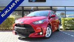 Gebruikt 2023 Toyota Yaris Hybrid Active Hatchback | € 21.950 (Eerlijke prijs)