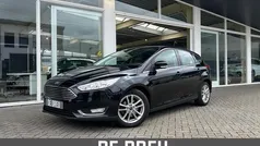 Zwart Gebruikt 2017 Ford Focus Hatchback | € 8.295 (Eerlijke prijs)