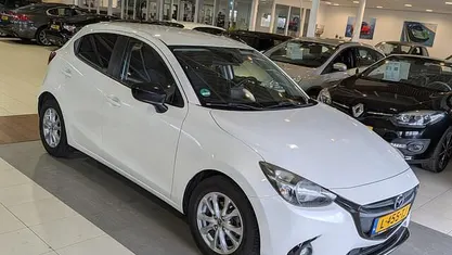 Occasion Mazda 2 90 PK (66 kW) 2015 Wit Hatchback