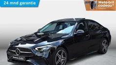 Zwart Gebruikt 2022 Mercedes C300e AMG line Sedan | € 42.950 (Eerlijke prijs)