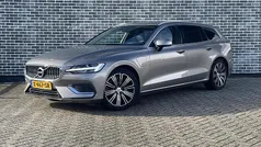 Grijs Gebruikt 2020 Volvo V60 Inscription Stationwagen | € 35.694 (Eerlijke prijs)