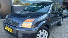 Grijs Gebruikt 2007 Ford Fusion MPV | € 3.550 (Eerlijke prijs)