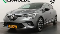 Gebruikt 2023 Renault Clio V Techno Hatchback | € 24.345 (Eerlijke prijs)