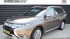 Gebruikt 2019 Mitsubishi Outlander P-HEV Instyle SUV | € 24.495 (Eerlijke prijs)
