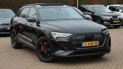 Occasion Audi e-tron S-Line 230 kW (313 PK) 2019 Zwart (metallic) SUV