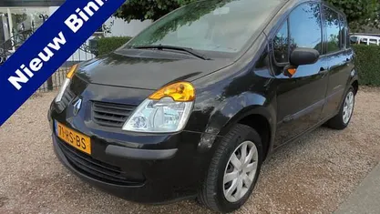 Occasion Renault Modus Dynamique 98 PK (72 kW) 2005 Zwart MPV