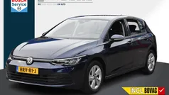 Blauw Gebruikt 2022 VW Golf VIII Life Hatchback | € 23.850 (Eerlijke prijs)