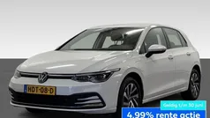 Wit Gebruikt 2021 VW Golf VIII Style Hatchback | € 22.390 (Goede deal)