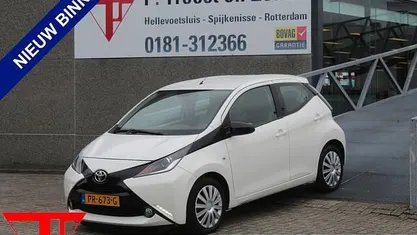 Occasion Toyota Aygo X-play 69 PK (50 kW) 2017 Hatchback