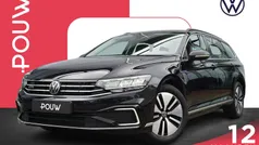 Zwart Gebruikt 2022 VW Passat Business Stationwagen | € 22.900 (Goede deal)