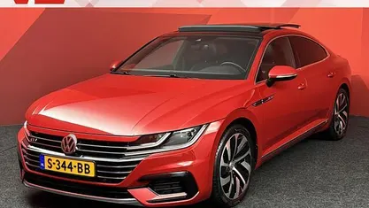 Occasion VW Arteon Business 190 PK (139 kW) 2018 Rood Hatchback