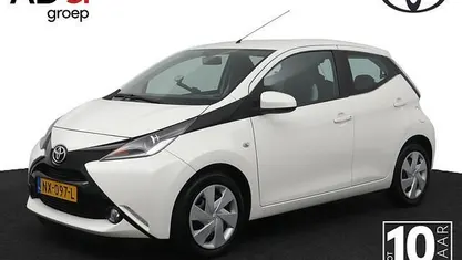 Occasion Toyota Aygo X-play 69 PK (50 kW) 2017 Hatchback