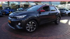 Grijs Gebruikt 2019 Kia Stonic SUV | € 15.945 (Eerlijke prijs)