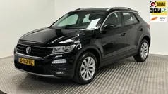Zwart Gebruikt 2019 VW T-Roc Business SUV | € 21.850 (Goede deal)