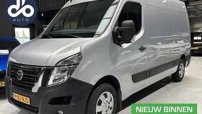 Gebruikt 2023 Renault Master Komfort Van | € 19.934 (Goede deal)