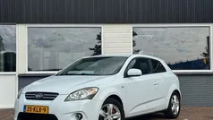 Wit Gebruikt 2010 Kia ProCeed Hatchback | € 2.450 (Eerlijke prijs)