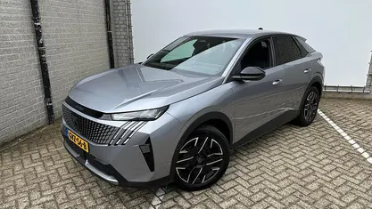 Grijs Occasion 2024 Peugeot 3008 Allure SUV | € 32.395 (Eerlijke prijs)