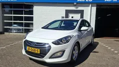 Wit Gebruikt 2016 Hyundai i30 Hatchback | € 8.750 (Eerlijke prijs)
