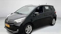 Zwart Gebruikt 2012 Toyota Verso-S MPV | € 8.900 (Eerlijke prijs)