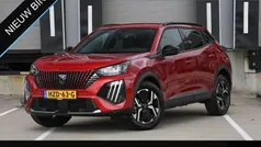 Rood Gebruikt 2024 Peugeot 2008 Allure SUV | € 25.995 (Goede deal)