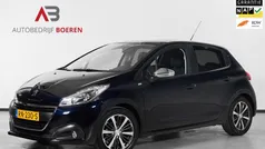 Blauw Gebruikt 2017 Peugeot 208 Premium Hatchback | € 9.450 (Eerlijke prijs)