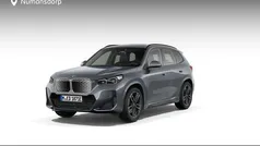 Grijs Nieuw 2025 BMW iX1 M Sport SUV | € 59.500 (Goede deal)