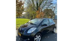 Zwart (metallic) Gebruikt 2006 Toyota Yaris Terra Hatchback | € 3.350 (Eerlijke prijs)